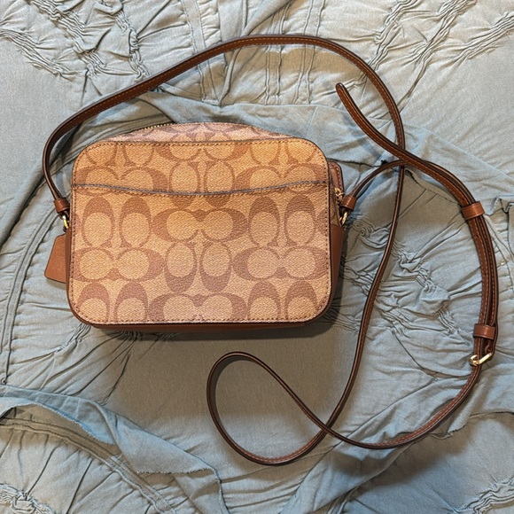 *Do Not Buy* Trade with @dettmanjillian - Coach Crossbody Bag - Picture 4 of 7